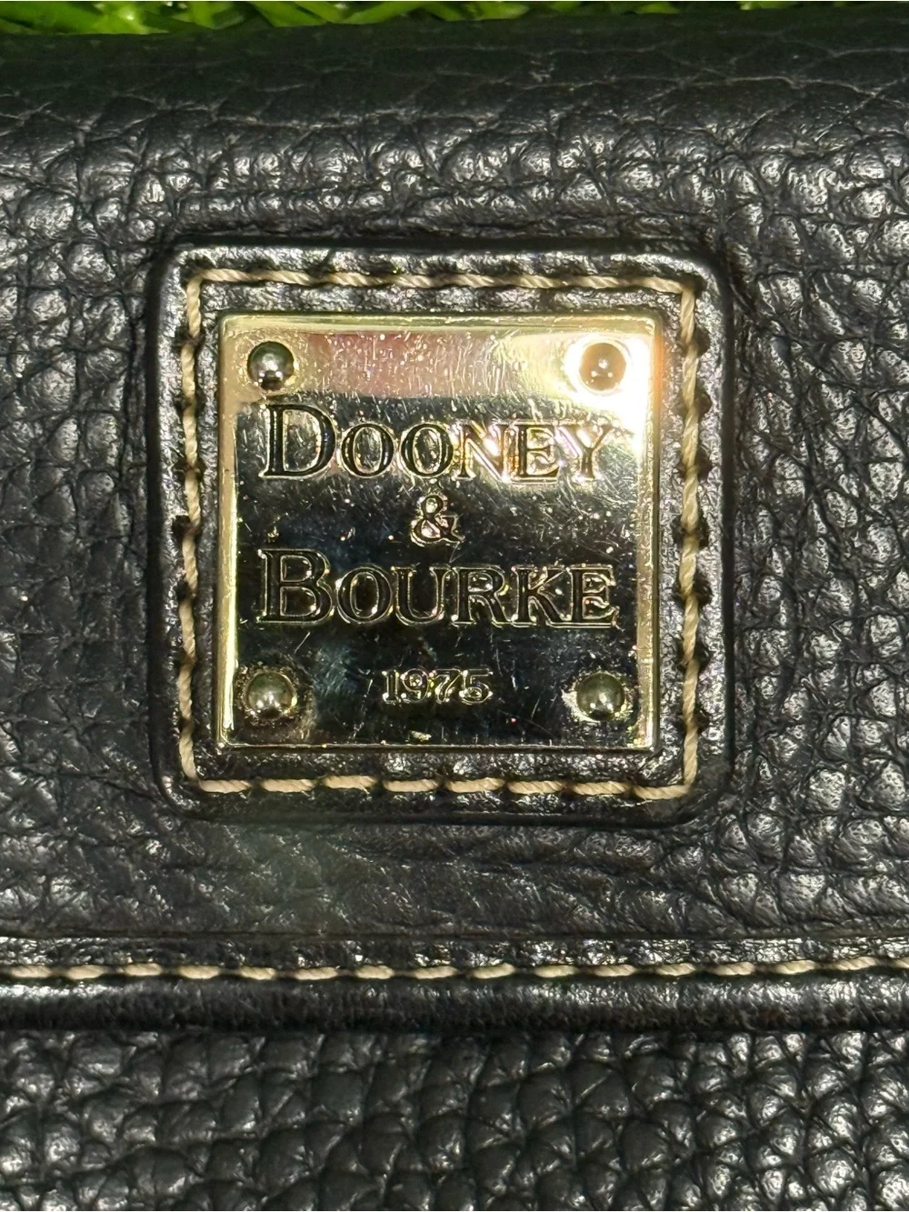 Dooney & BoDooney & Bourke Pebble Grain Continental Clutch Wallet Black